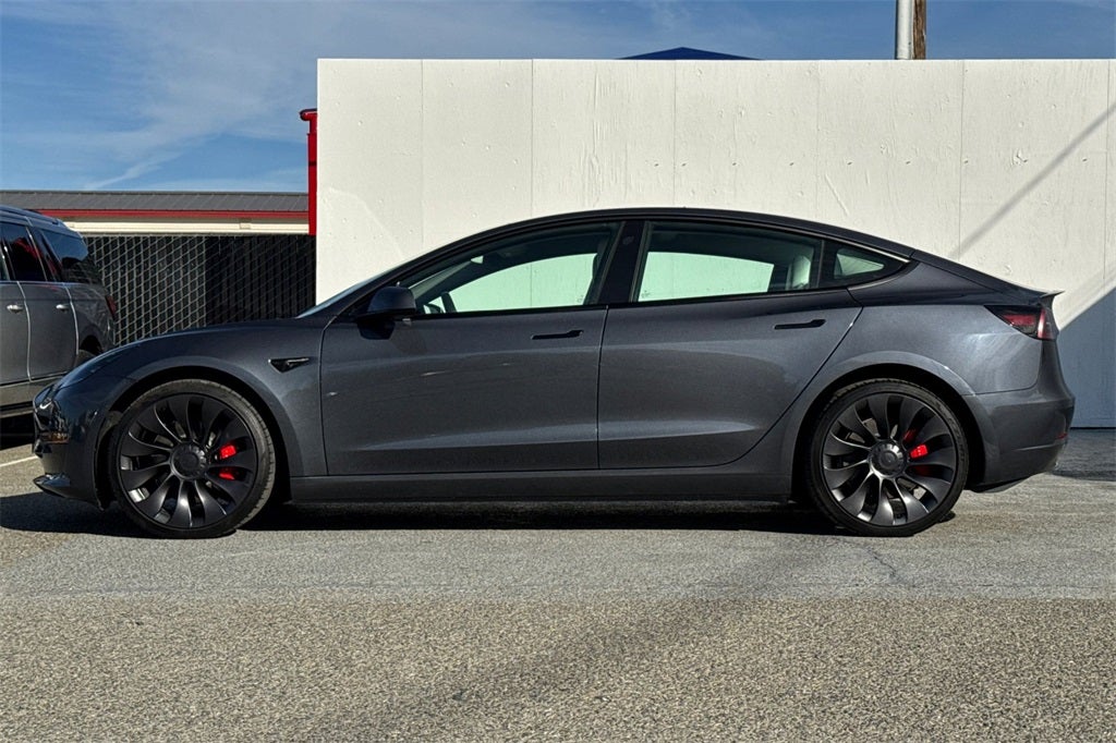 2023 Tesla Model 3 Performance