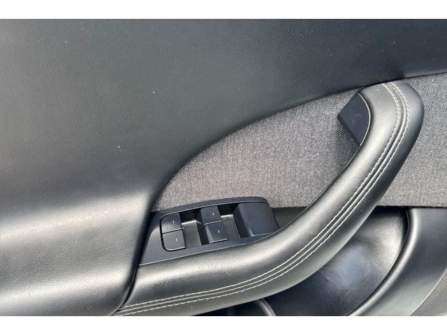 2022 Tesla Model S .
