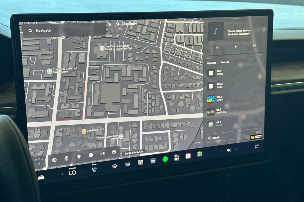 2022 Tesla Model S Base