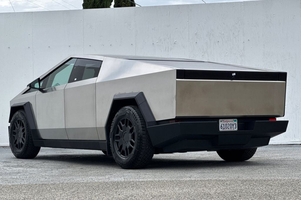 2024 Tesla Cybertruck Base