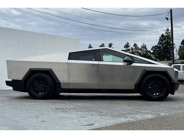 2024 Tesla Cybertruck Base