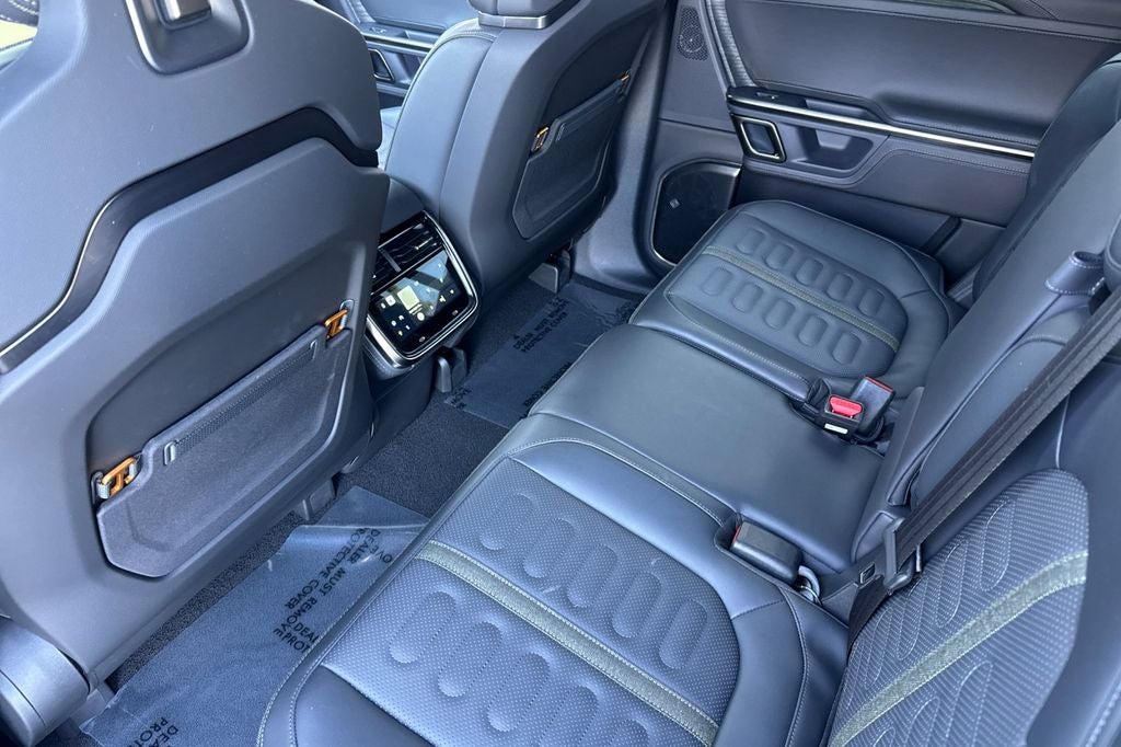 2024 Rivian R1S Adventure Quad Motor Large Pack