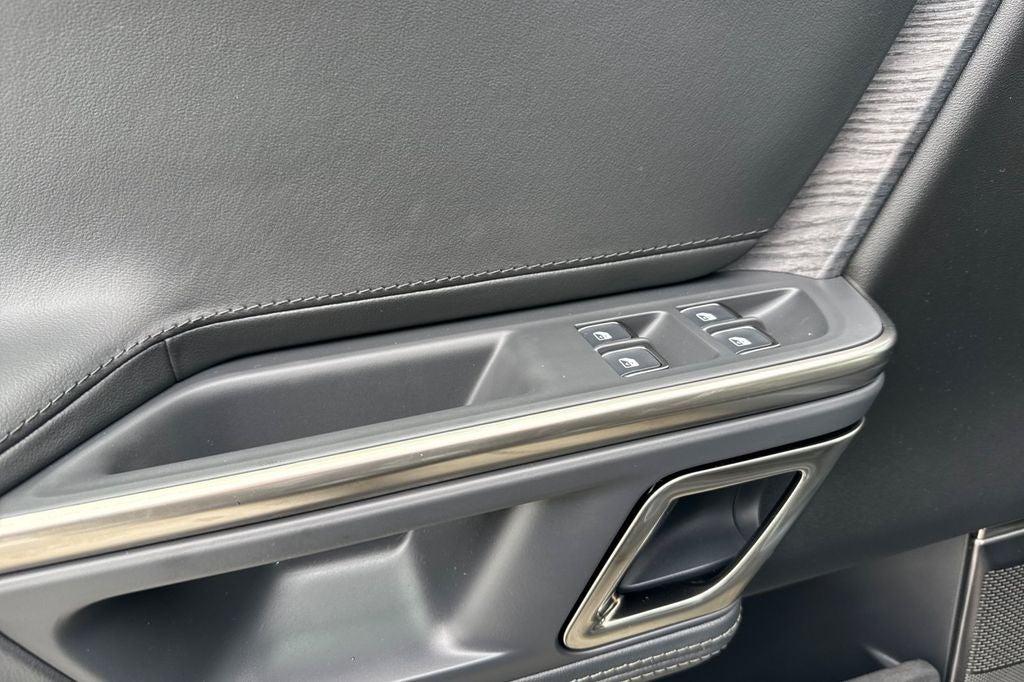 2024 Rivian R1S Adventure