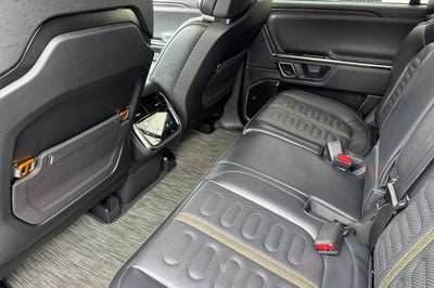 2024 Rivian R1S Adventure