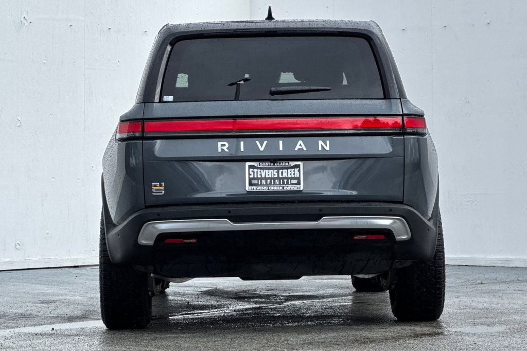 2024 Rivian R1S Adventure