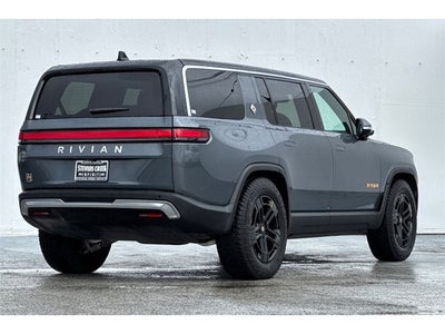 2024 Rivian R1S Adventure