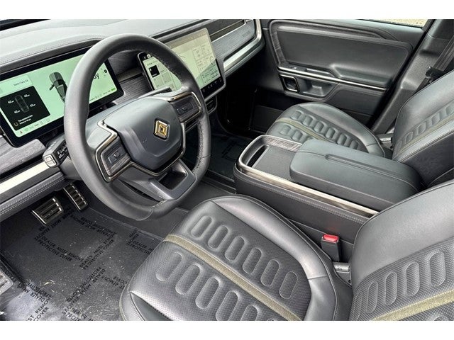 2024 Rivian R1S Adventure