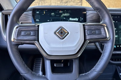 2023 Rivian R1S Adventure
