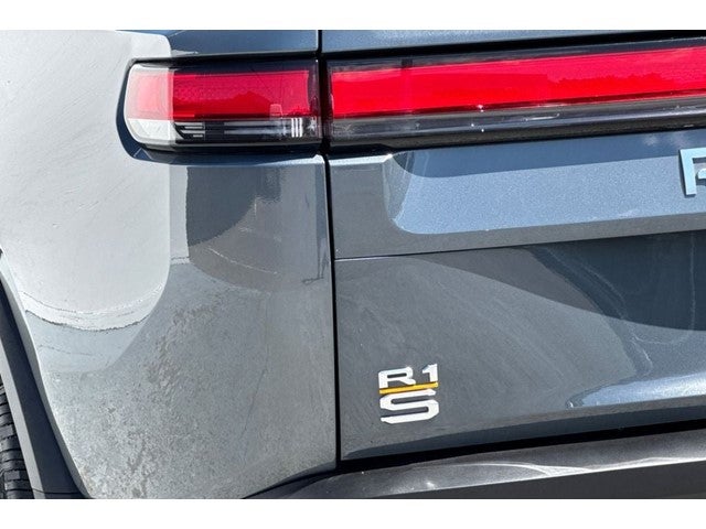 2023 Rivian R1S Adventure Quad Motor Large Pack