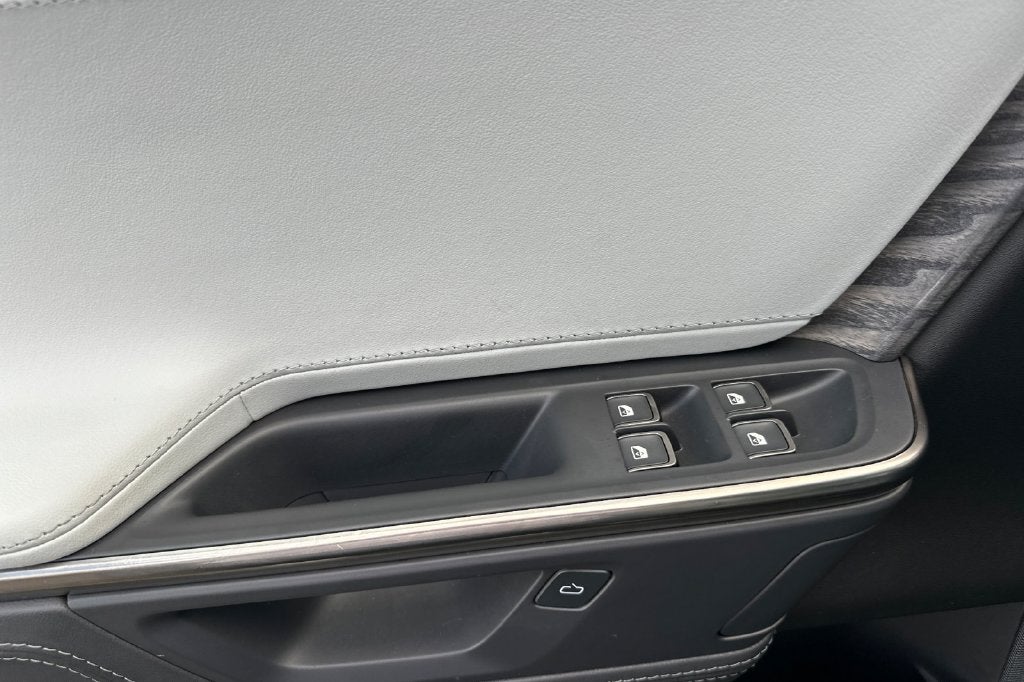 2025 Rivian R1S Adventure Dual Motor Standard Pack