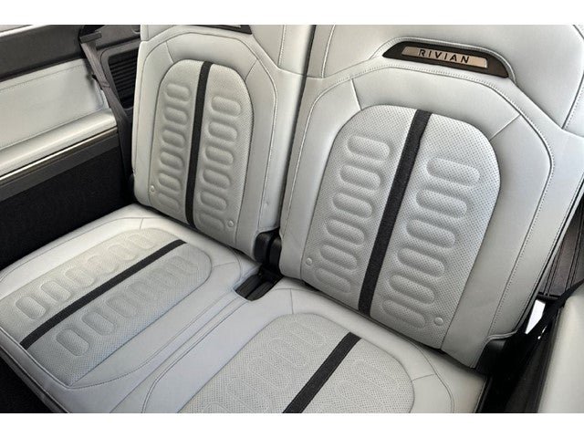 2025 Rivian R1S Adventure Dual Motor Standard Pack