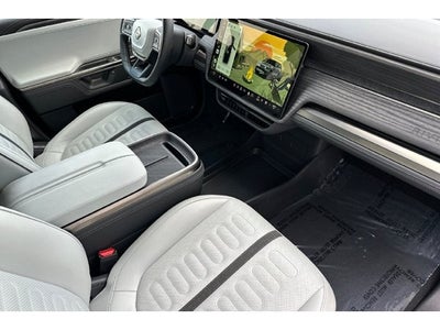 2025 Rivian R1S Adventure Dual Motor Standard Pack
