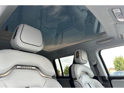 2025 Rivian R1S Adventure Dual Motor Standard Pack