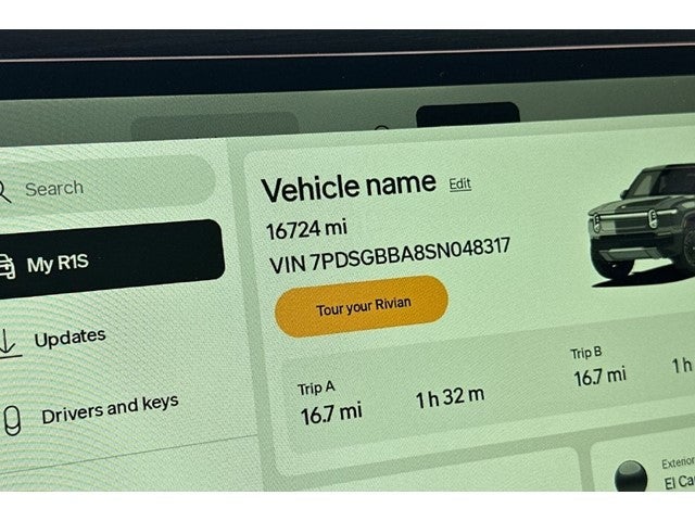 2025 Rivian R1S Adventure Dual Motor Standard Pack