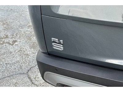 2025 Rivian R1S Adventure Dual Motor Standard Pack