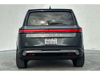 2025 Rivian R1S Adventure Dual Motor Standard Pack