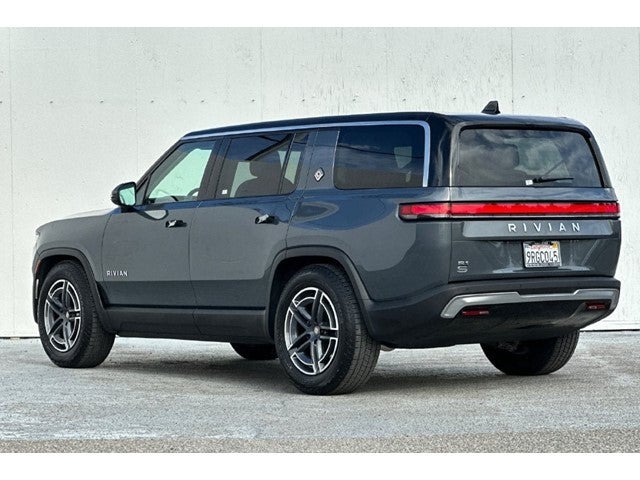 2025 Rivian R1S Adventure Dual Motor Standard Pack