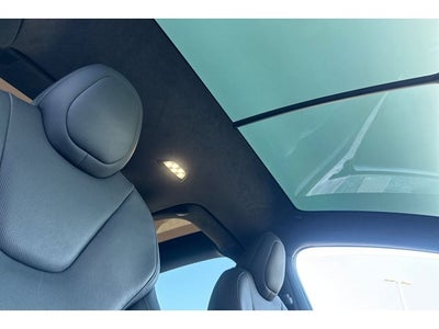 2022 Tesla Model X Base