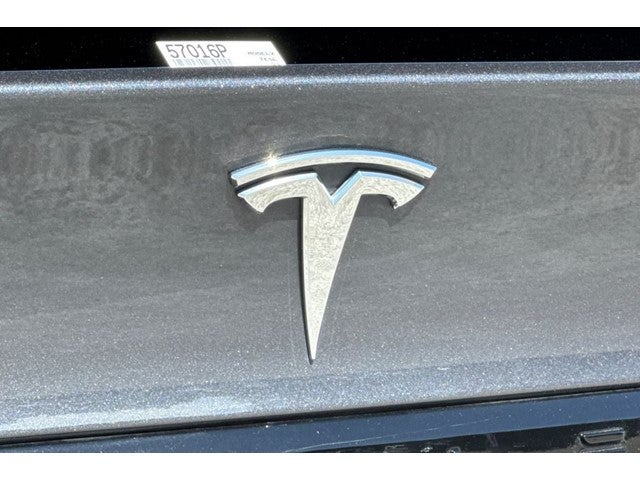 2022 Tesla Model X Base