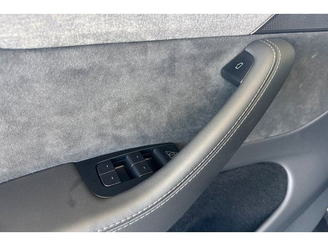 2026 Tesla Model Y Premium
