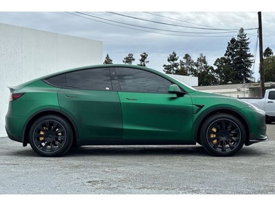 2025 Tesla Model Y Long Range