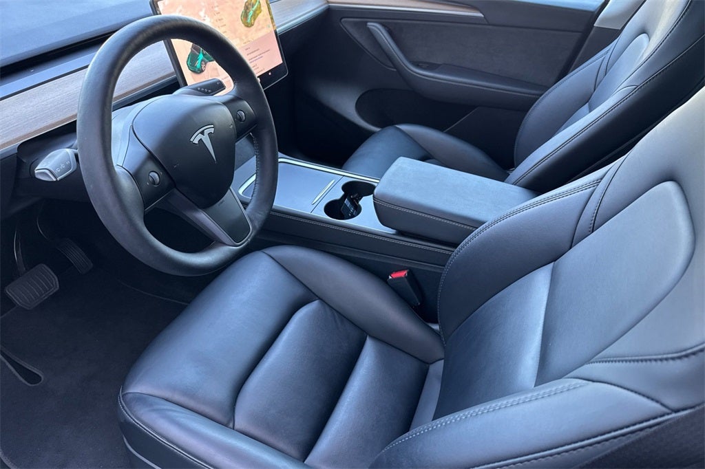 2024 Tesla Model Y Standard Range