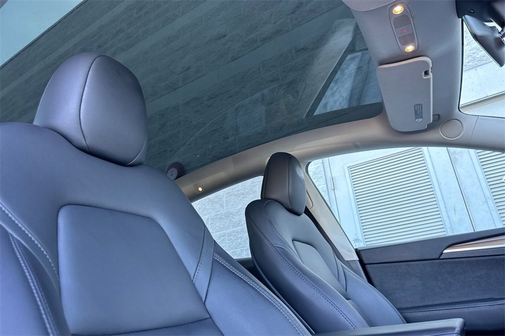 2024 Tesla Model Y Standard Range