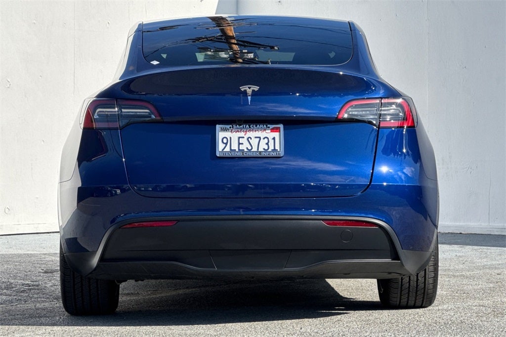 2024 Tesla Model Y Standard Range