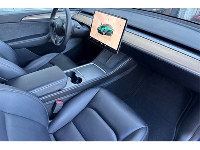 2024 Tesla Model Y Standard Range