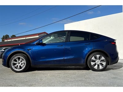 2024 Tesla Model Y Standard Range