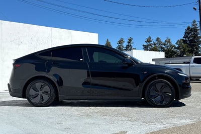 2026 Tesla Model Y Long Range