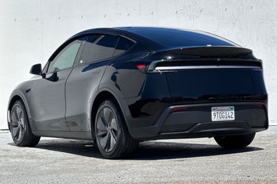 2026 Tesla Model Y Long Range