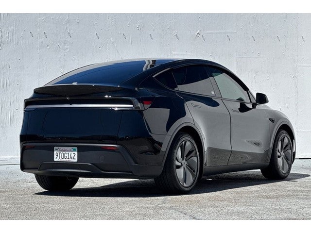 2026 Tesla Model Y Long Range
