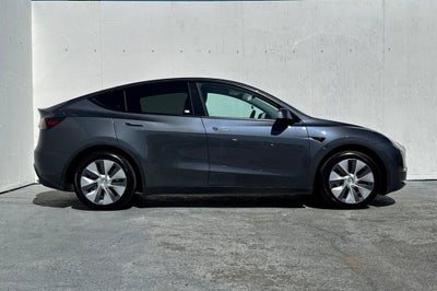 2023 Tesla Model Y Long Range Hardware 4 (HW4)