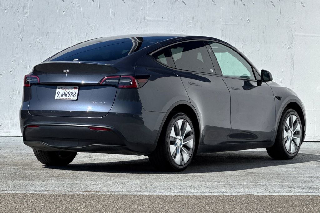 2023 Tesla Model Y Long Range Hardware 4 (HW4)