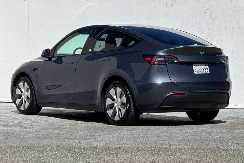 2023 Tesla Model Y Long Range Hardware 4 (HW4)
