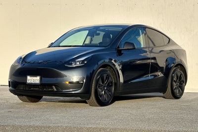 2025 Tesla Model Y Long Range