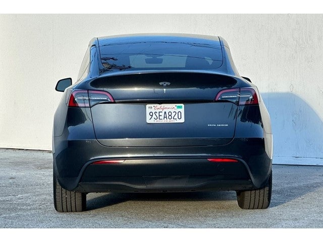 2025 Tesla Model Y Long Range