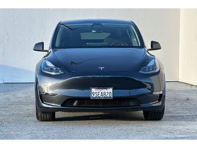 2025 Tesla Model Y Long Range