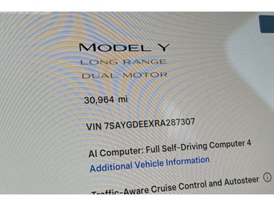 2024 Tesla Model Y Long Range