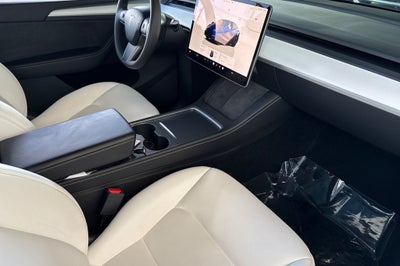 2024 Tesla Model Y Performance