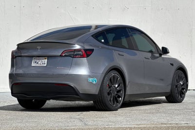 2024 Tesla Model Y Performance