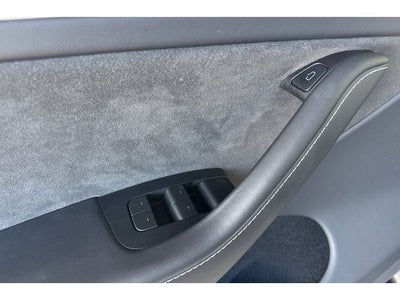 2024 Tesla Model Y Performance