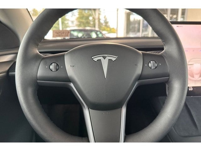 2025 Tesla Model Y Performance