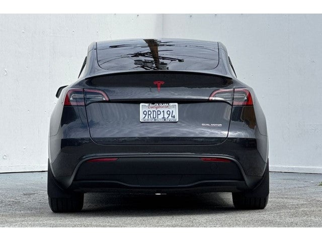 2025 Tesla Model Y Performance