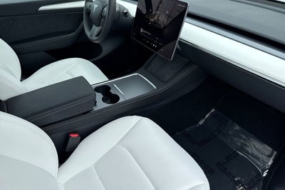 2025 Tesla Model Y Performance