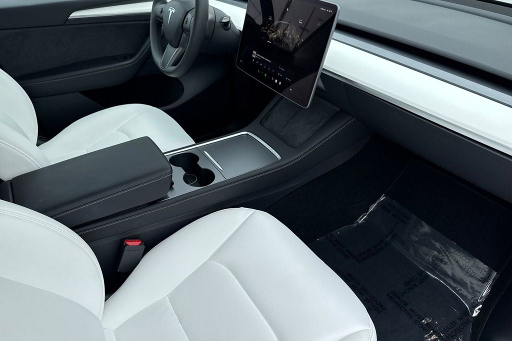 2025 Tesla Model Y Performance