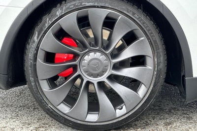 2025 Tesla Model Y Performance