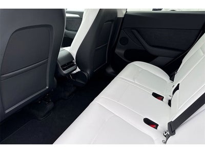 2025 Tesla Model Y Performance