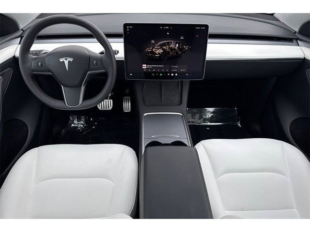 2025 Tesla Model Y Performance